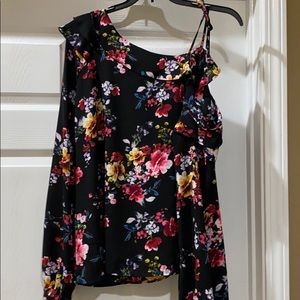 Express Cold-Shoulder Blouse L